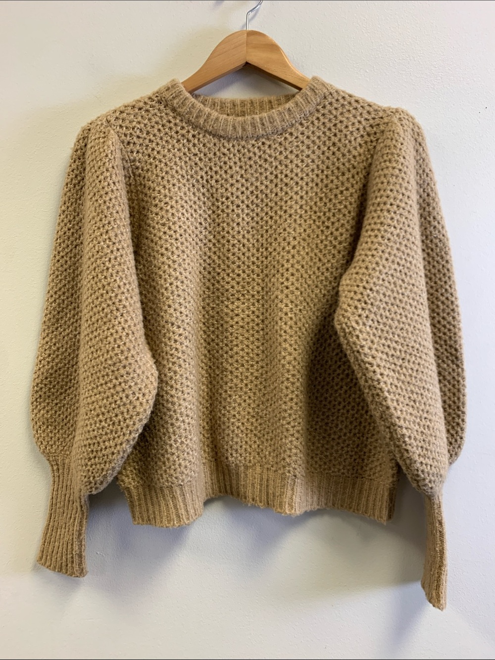 Elan Balloon-Sleeve Crewneck Sweater - Camel
